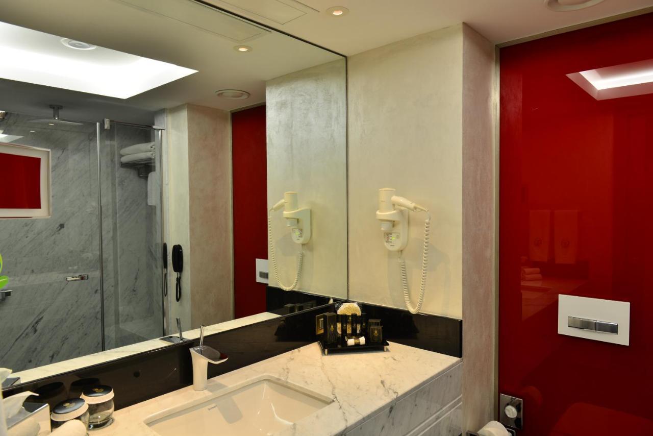 Warwick Ankara Hotel ภายนอก รูปภาพ
