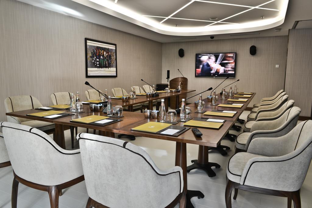 Warwick Ankara Hotel ภายนอก รูปภาพ