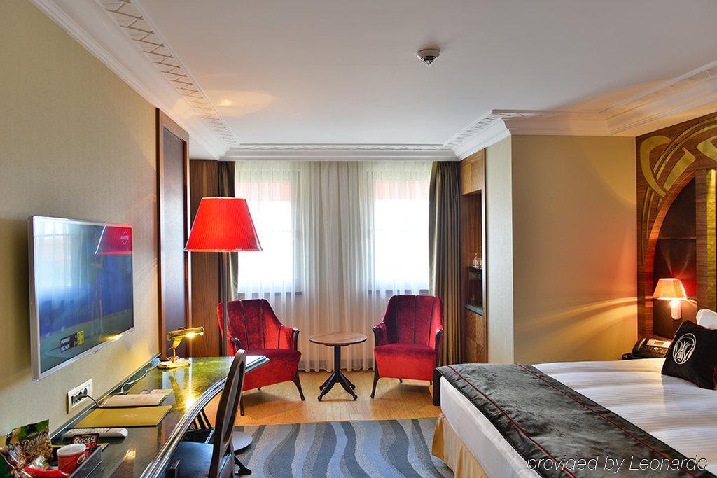 Warwick Ankara Hotel ภายนอก รูปภาพ