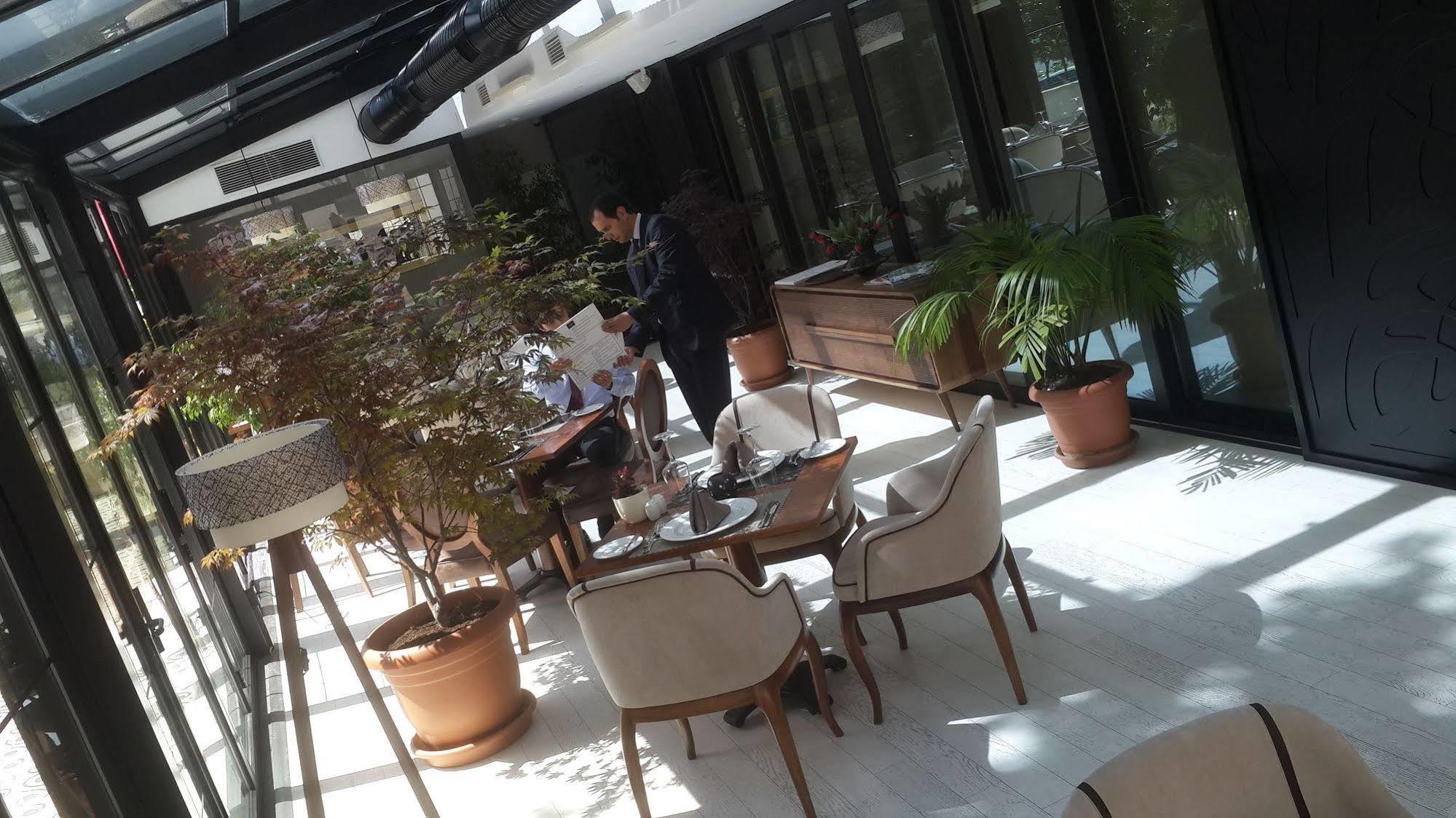 Warwick Ankara Hotel ภายนอก รูปภาพ